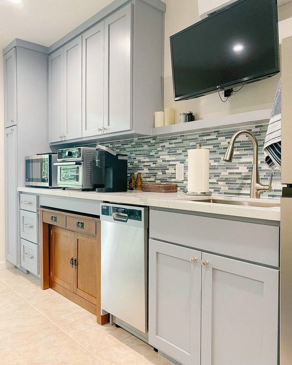 accent wall in the kitchen