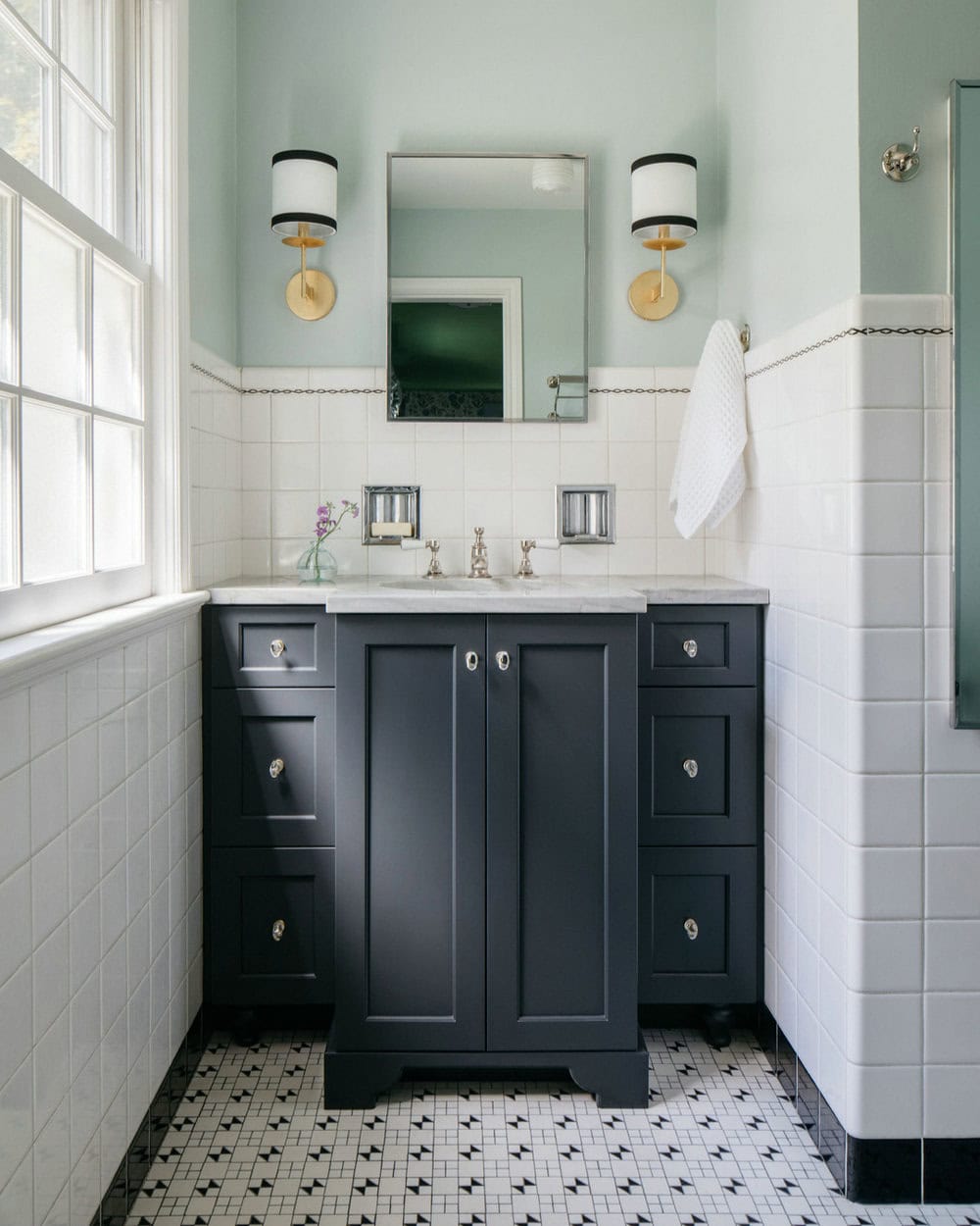 decorating bathroom vanity ideas