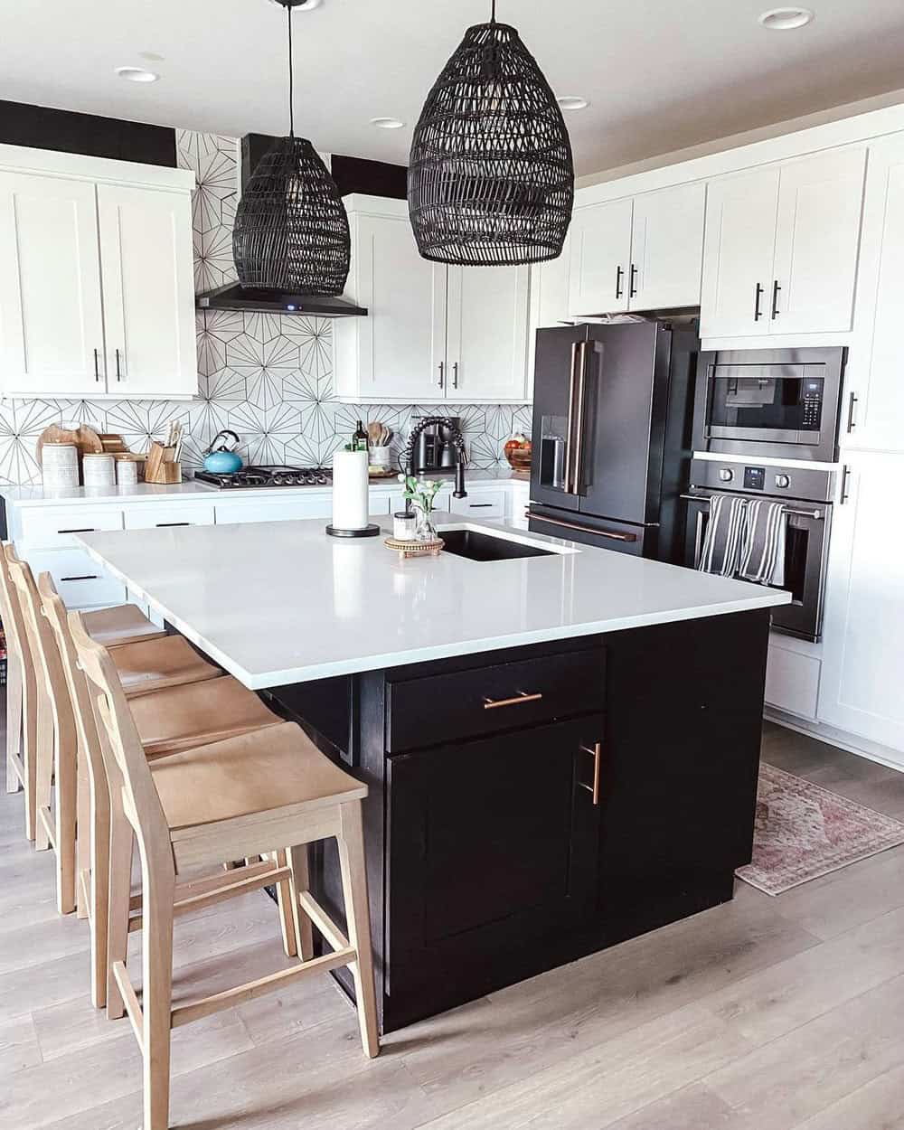 kitchen backsplashes with white cabinets