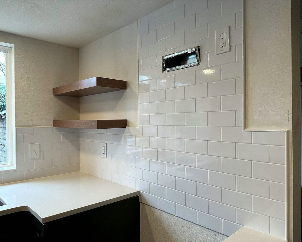 backsplash tile edge