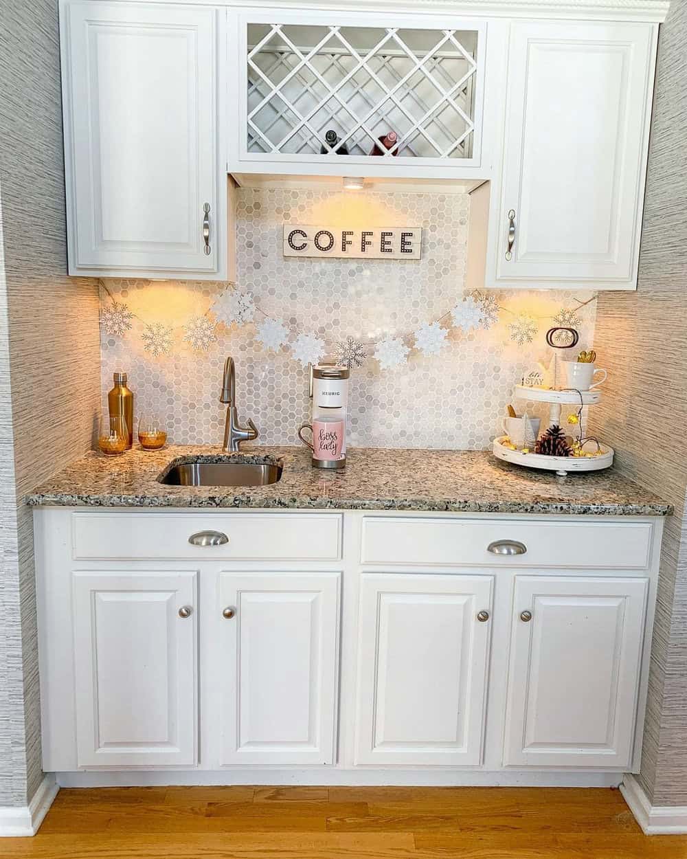 countertops and backsplash ideas with white cabinets