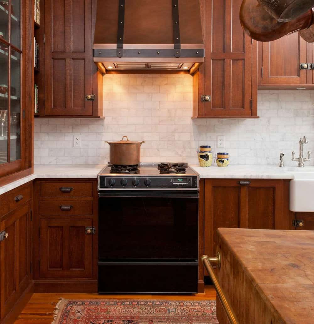 backsplash ideas with cherry cabinets