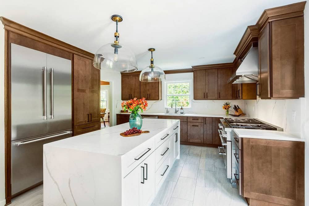 kitchen backsplash ideas with brown cabinets