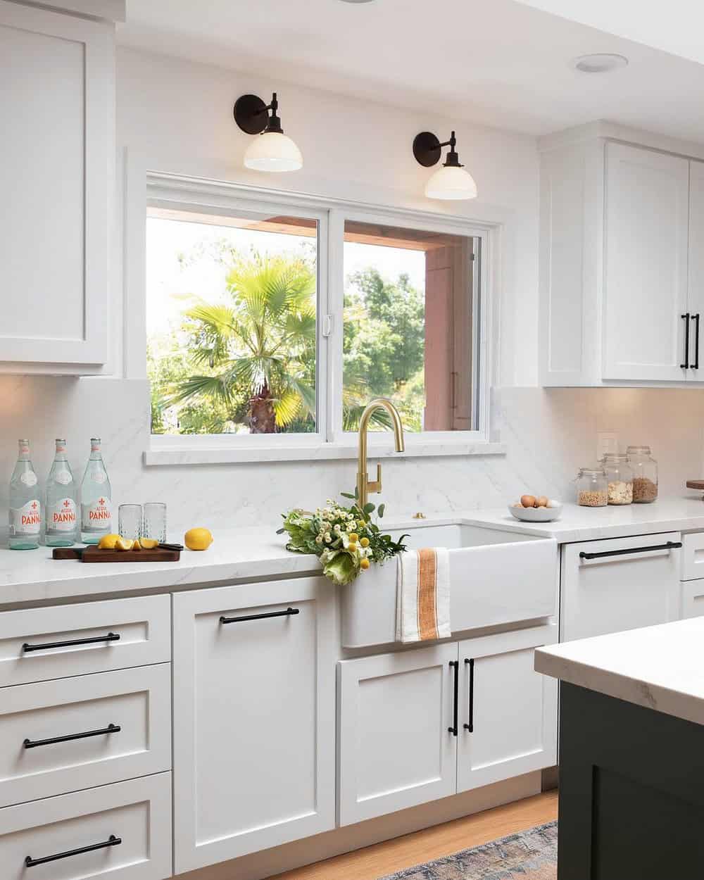 tile around window kitchen backsplash