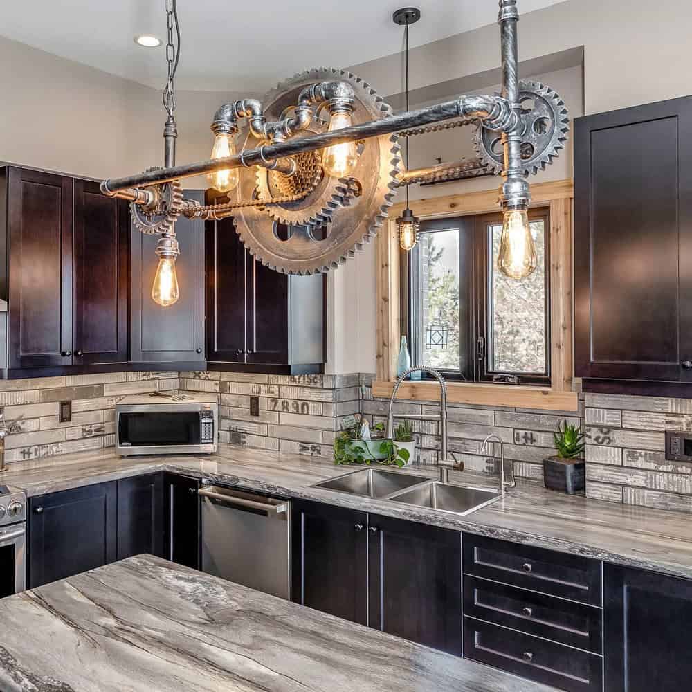 what color countertops go with dark cabinets