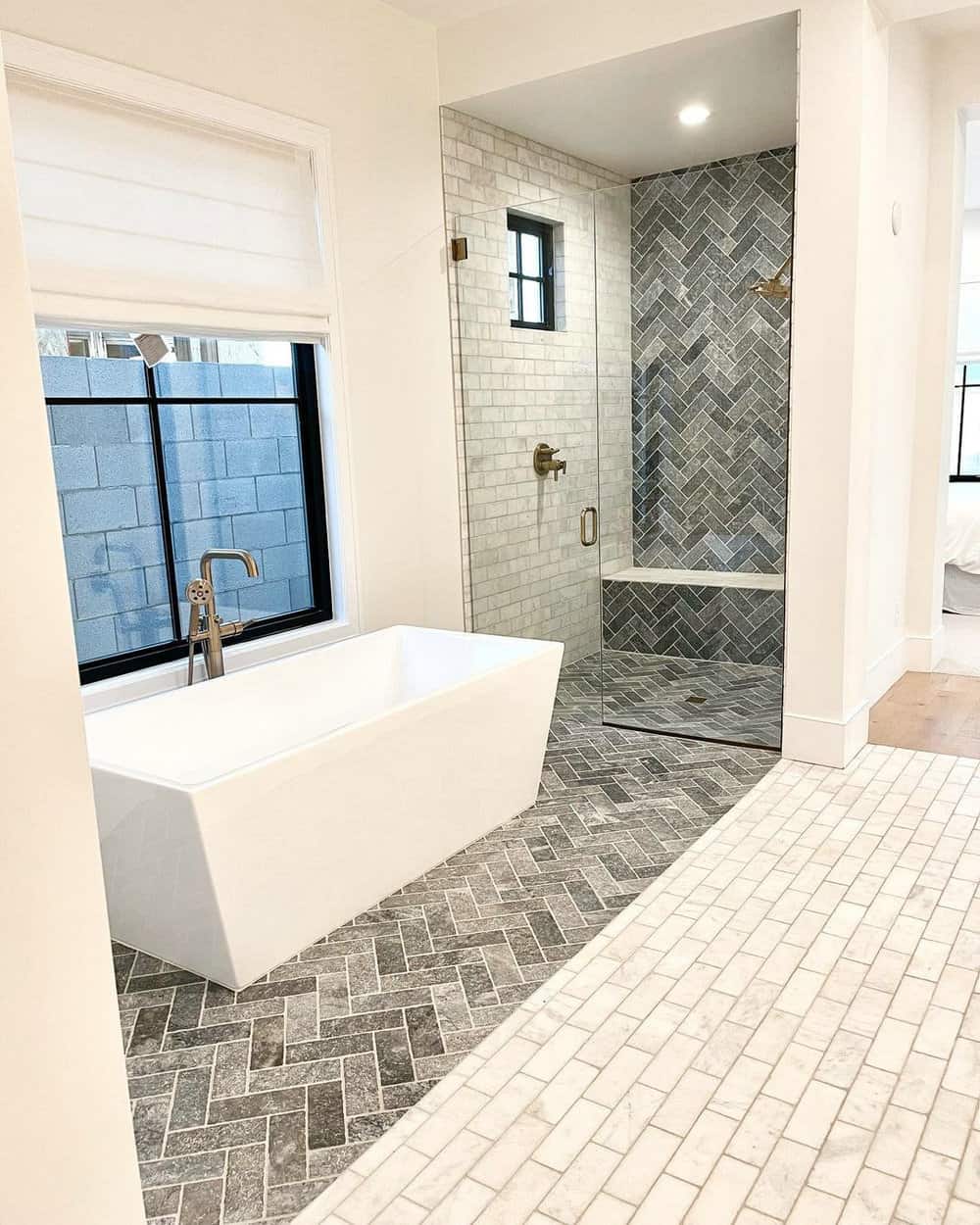 tile shower ideas small bathrooms