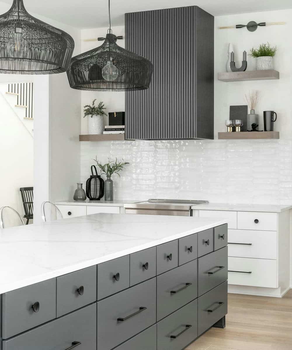 what backsplash goes with white cabinets