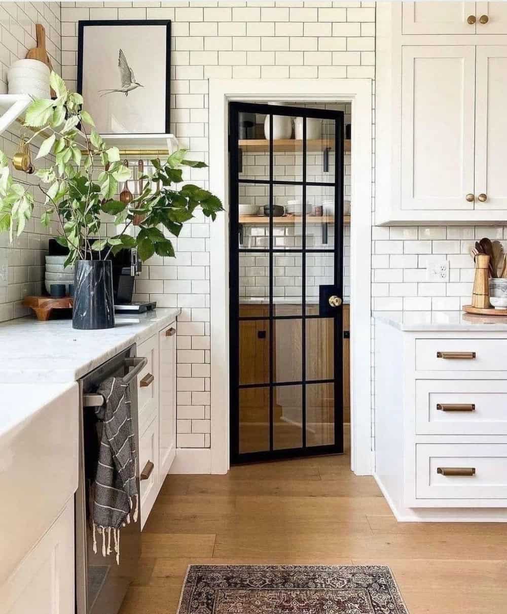 white subway tile with dark gray grout