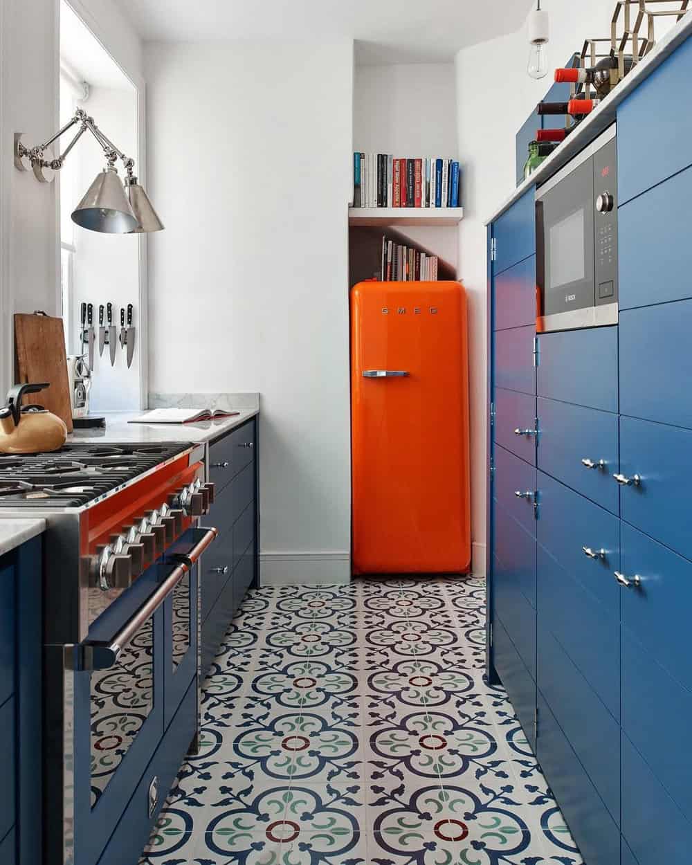 floor tile patterns for small kitchens