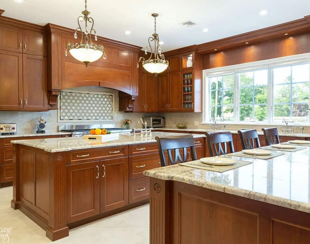 kitchen backsplash cherry cabinets