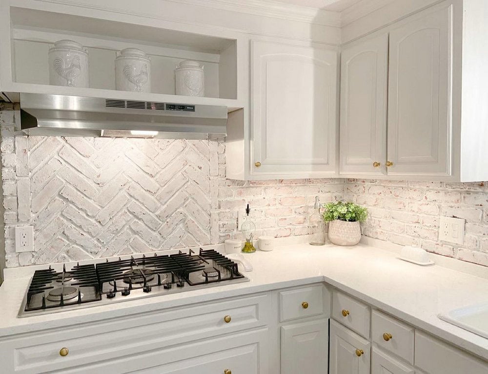 backsplash ideas for white quartz countertops