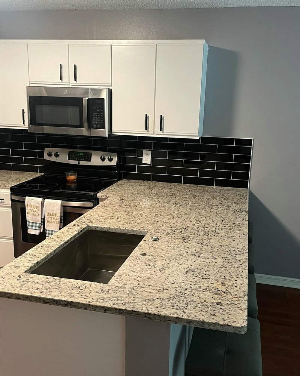 backsplash tile for granite countertops