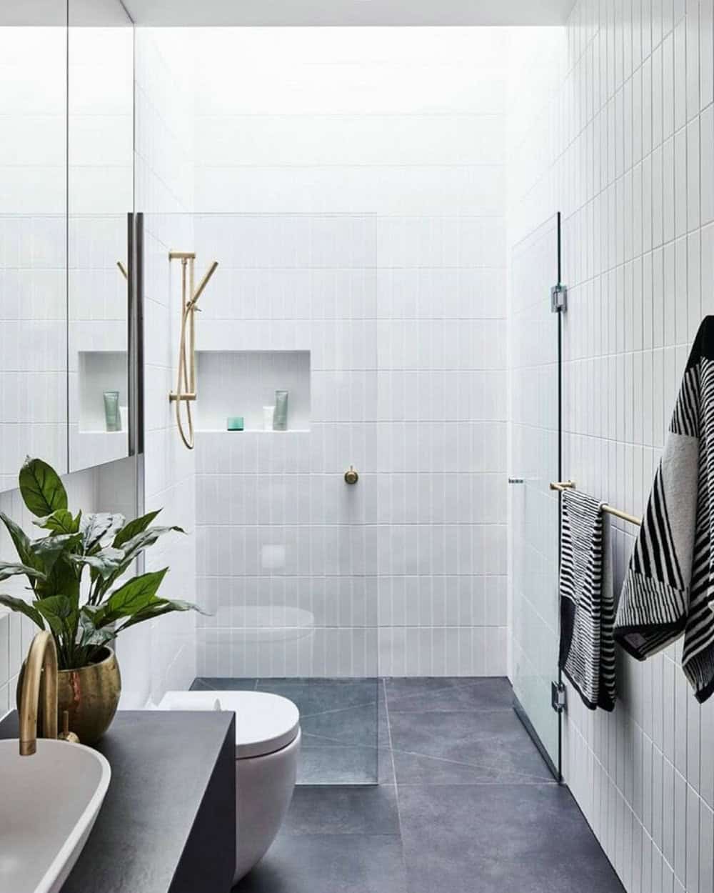 subway tile vertical stack