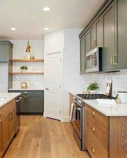 backsplash for wooden cabinets feature