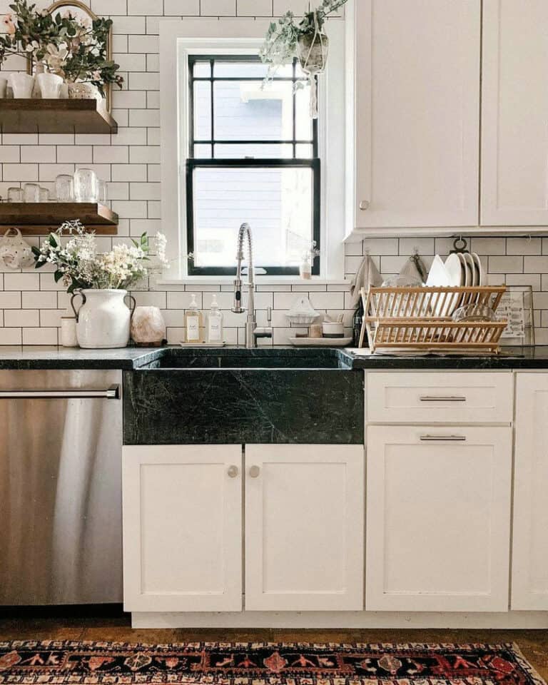 backsplash with soapstone counters feature