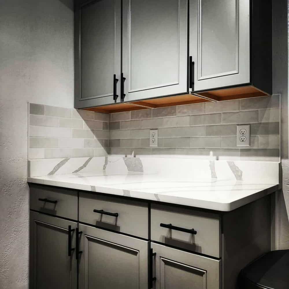 backsplash edge