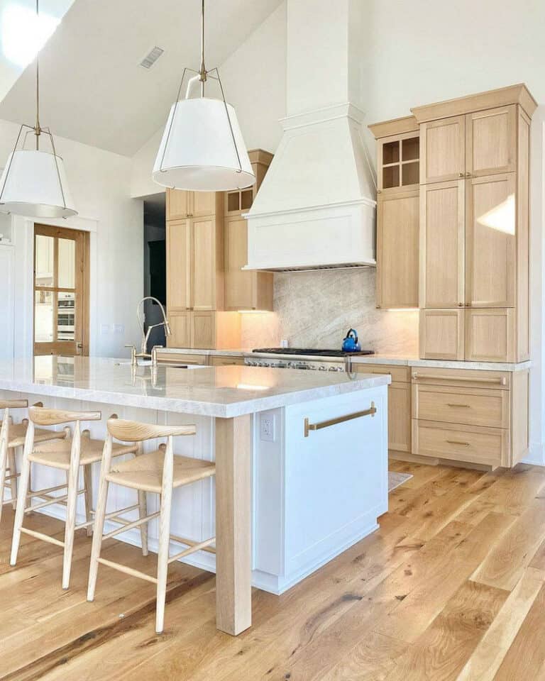 kitchen backsplashes with oak cabinets feature