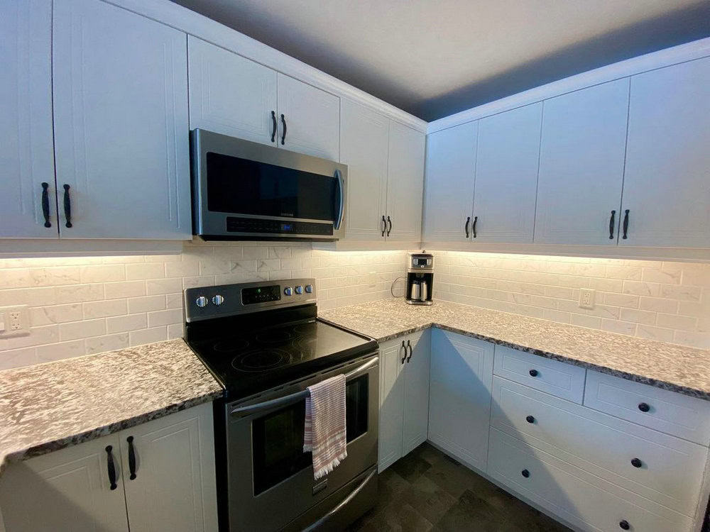 backsplash with granite countertops ideas