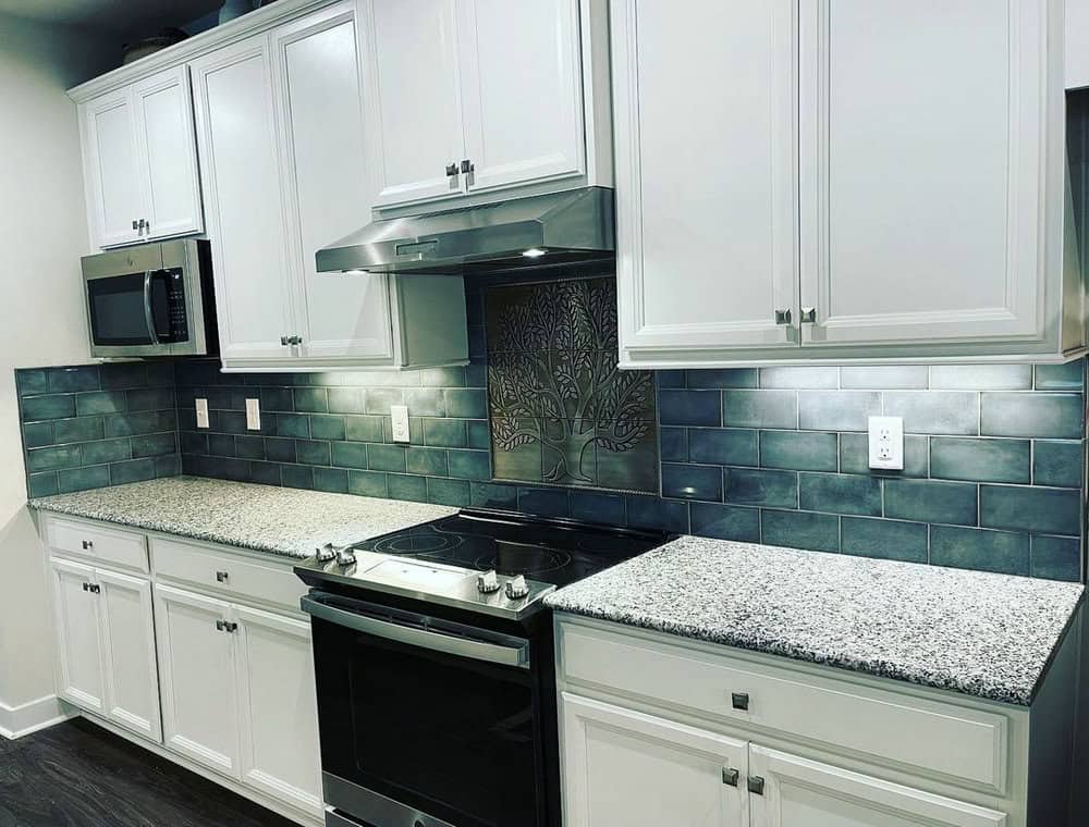 What Backsplash Goes with Granite Countertops