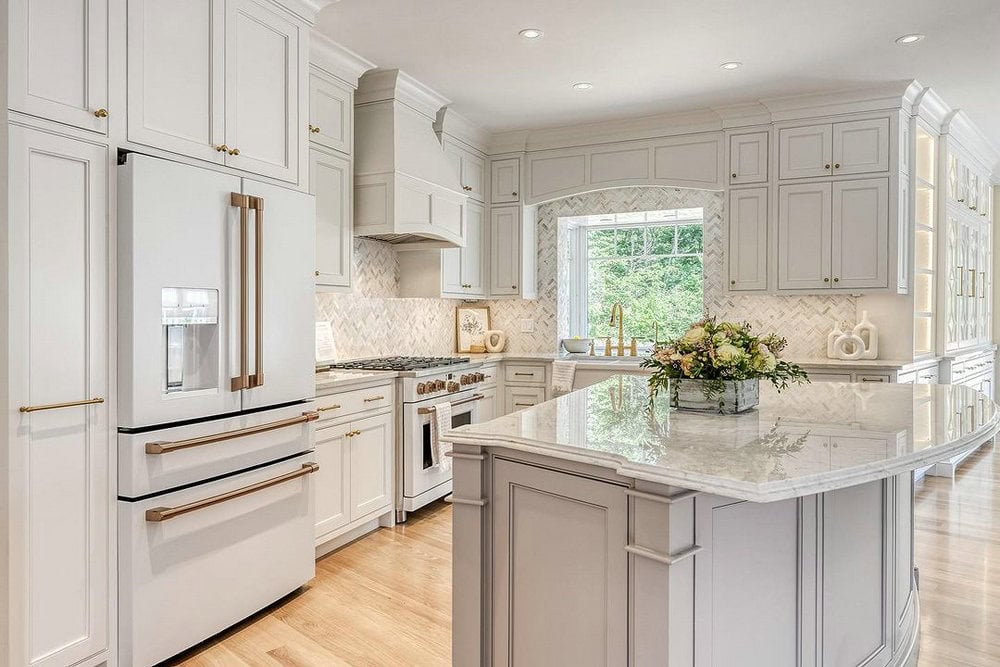 gold handles on white cabinets