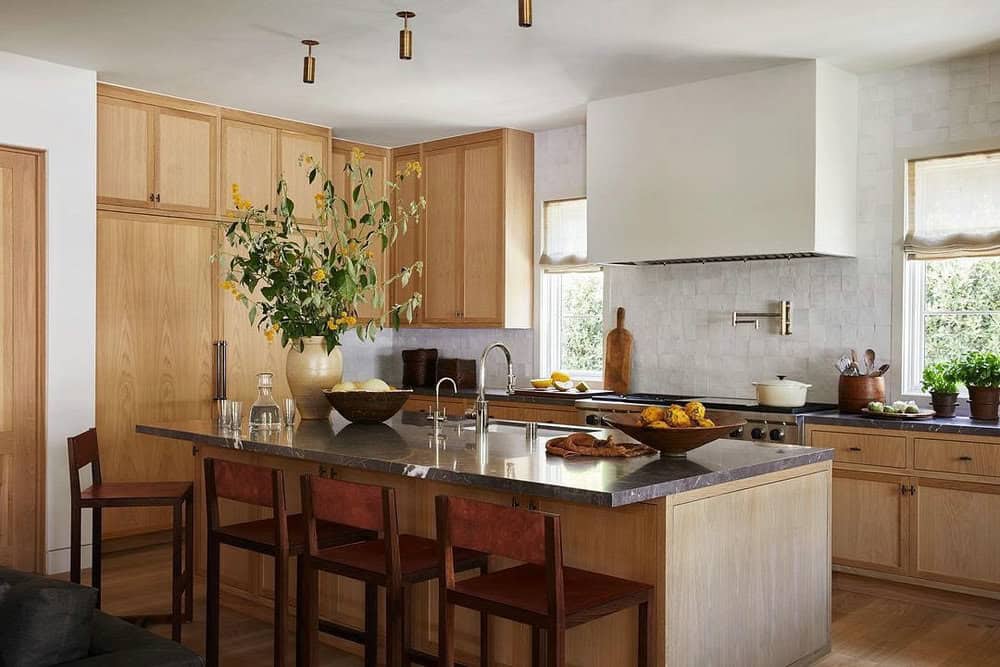 backsplash to match black granite countertop