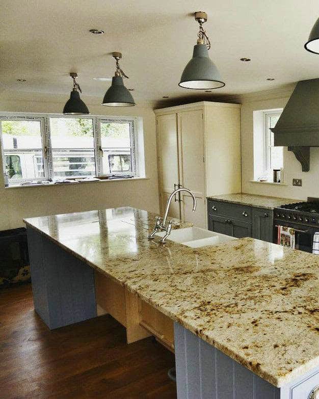 granite countertops without backsplash feature