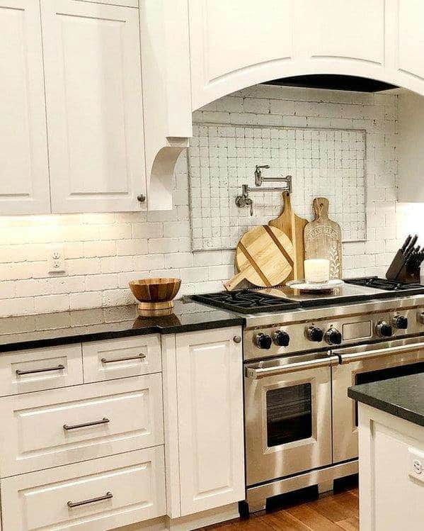 backsplash to go with black granite feature