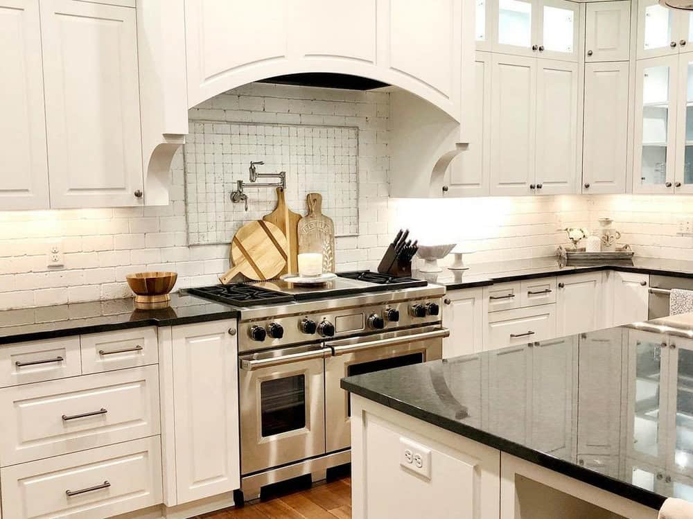 backsplash to go with black granite