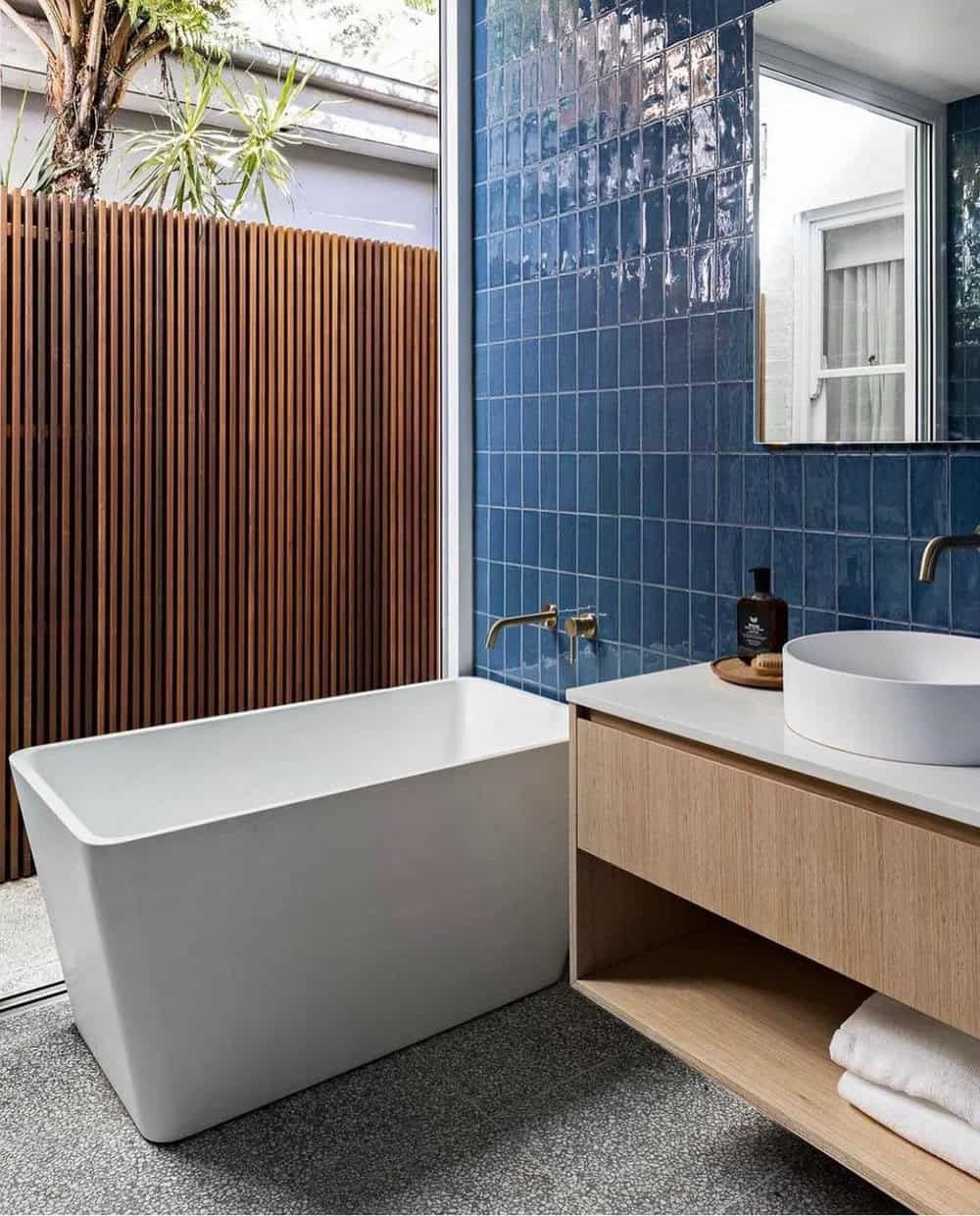 grey and blue bathroom ideas