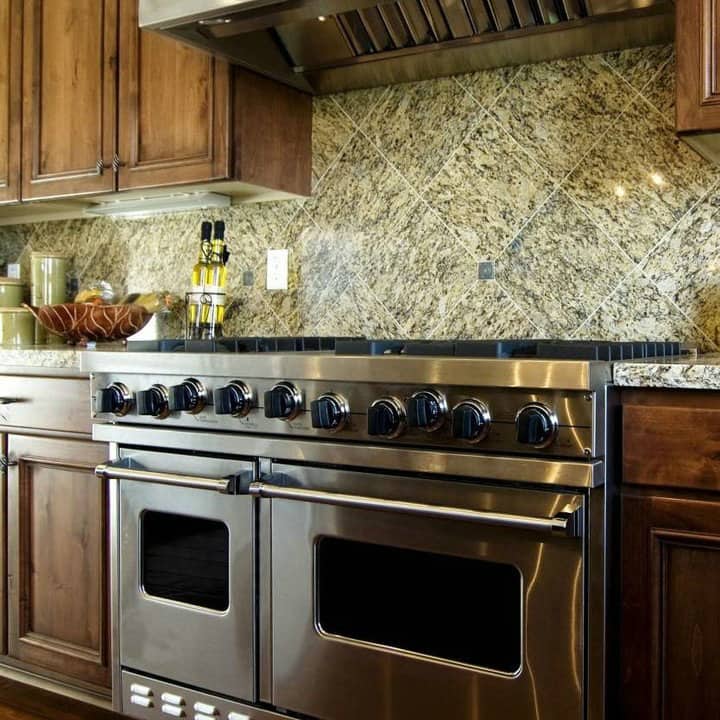 backsplash for st cecilia granite