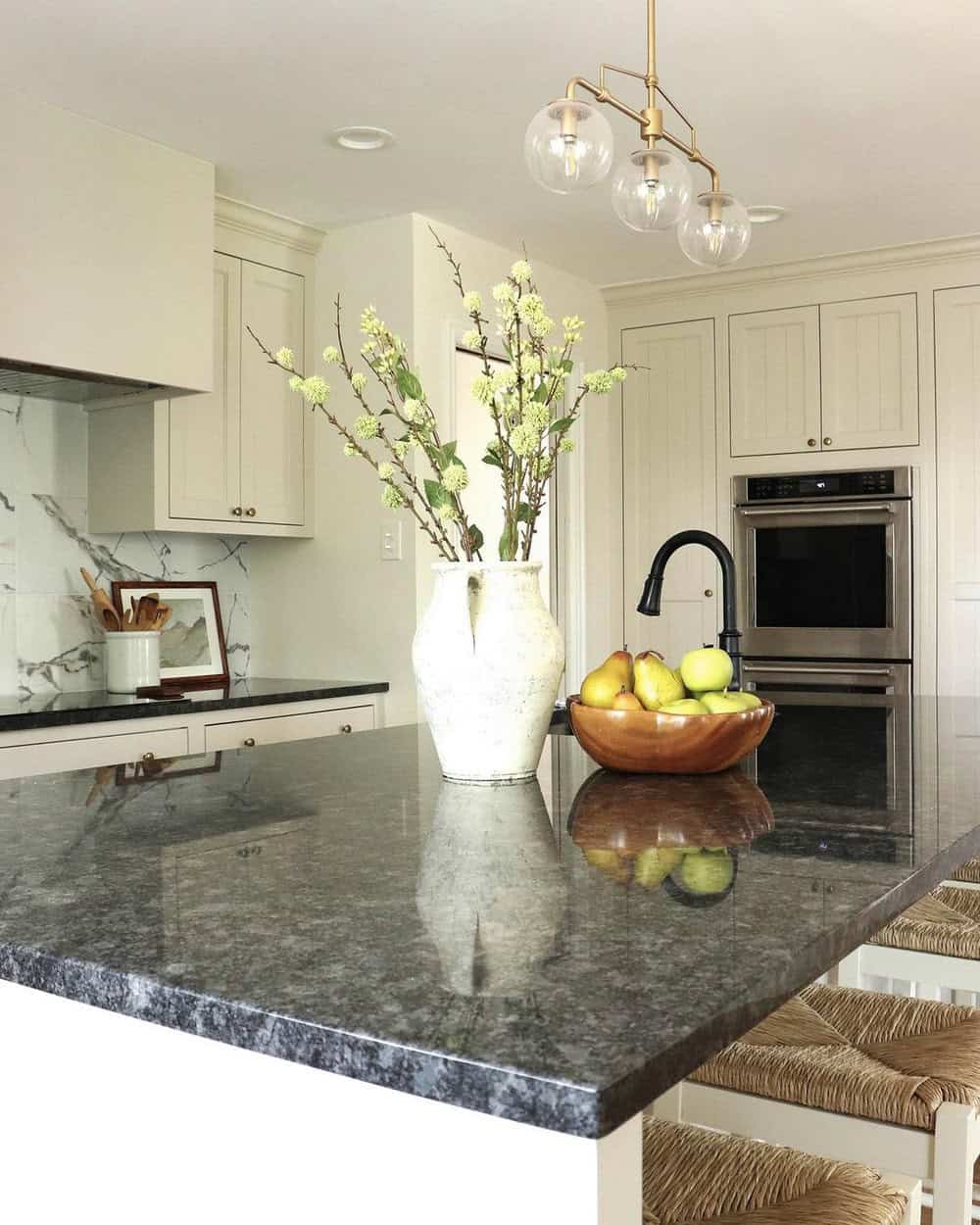 A Luxe Feeling with Granite Countertops