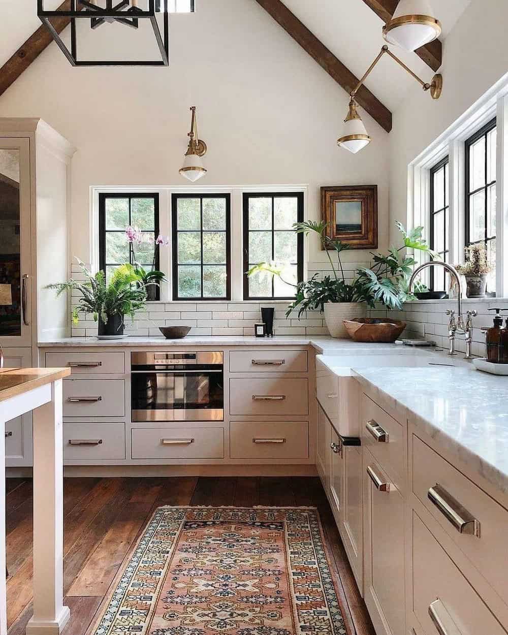 farmhouse country kitchen backsplash