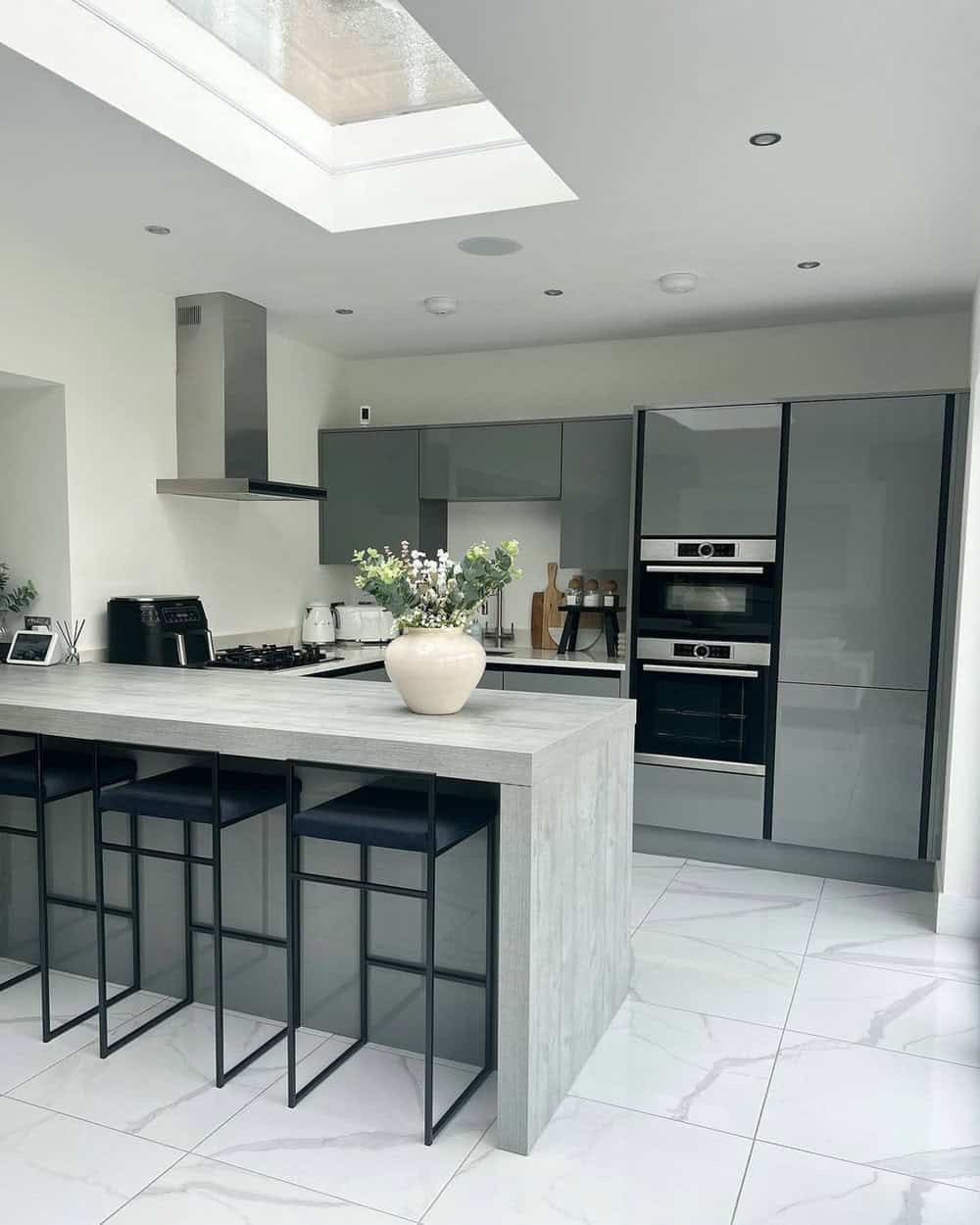 grey kitchen backsplash tile