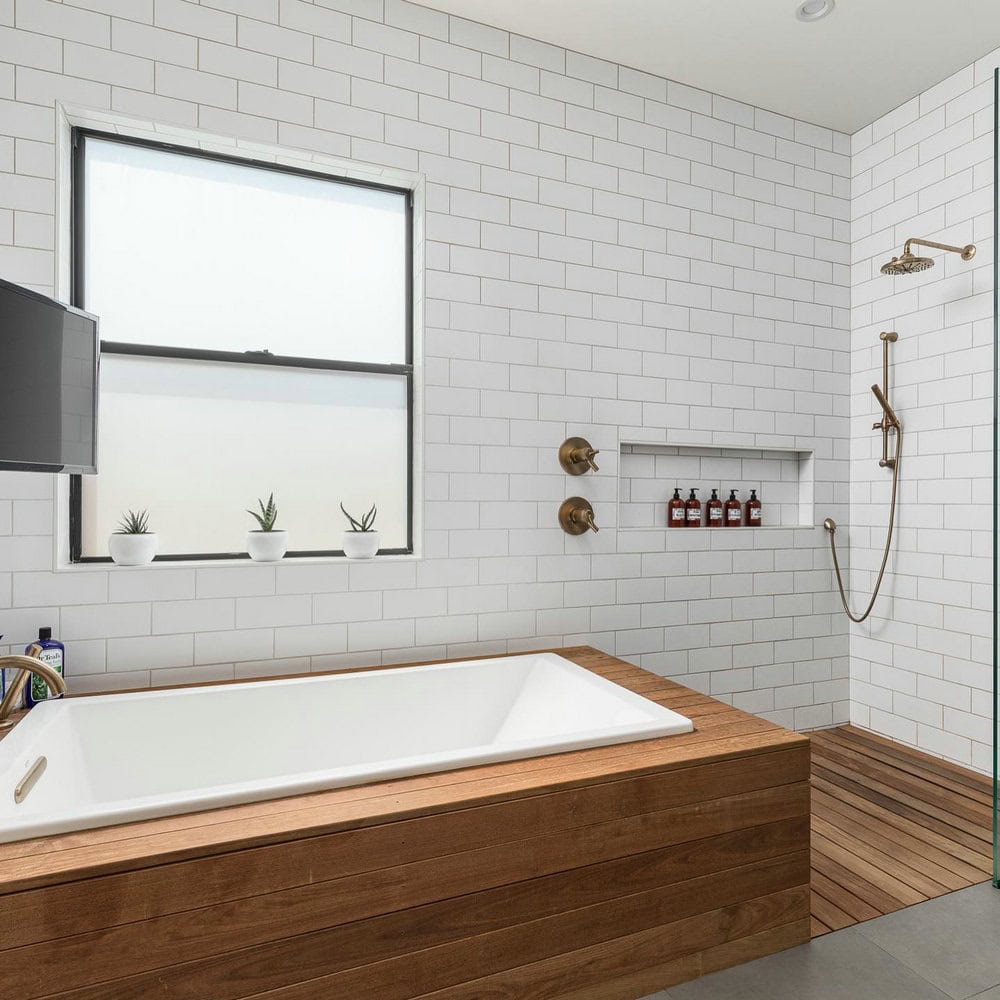 white backsplash with gray grout