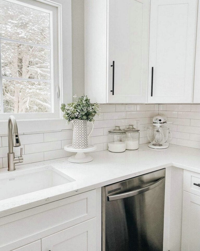 frost grout with white subway tile feature