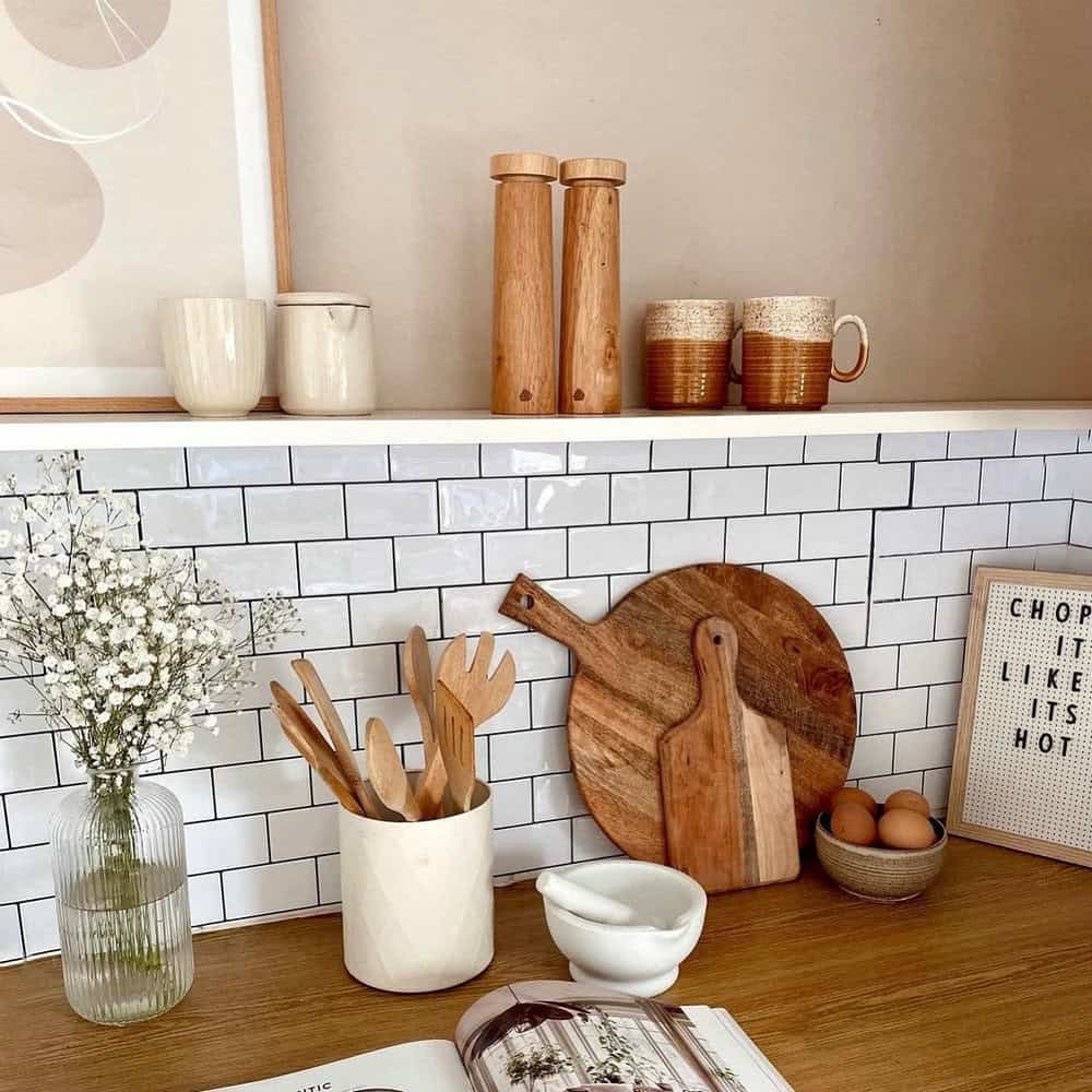 subway tile kitchen dark grout