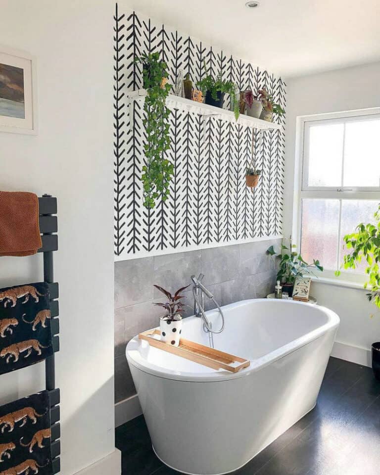 best trim for bathroom feature