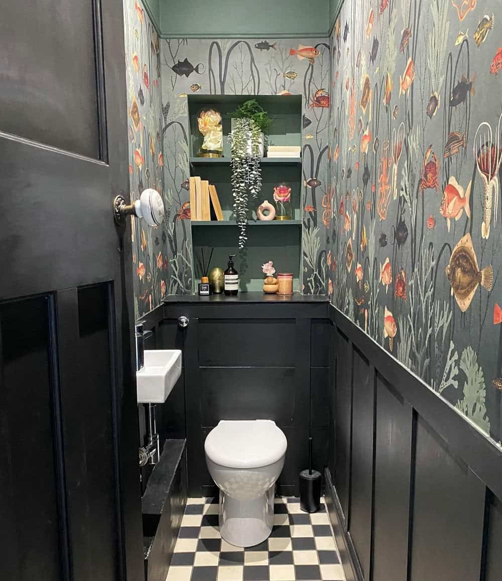 small bathroom with accent wall