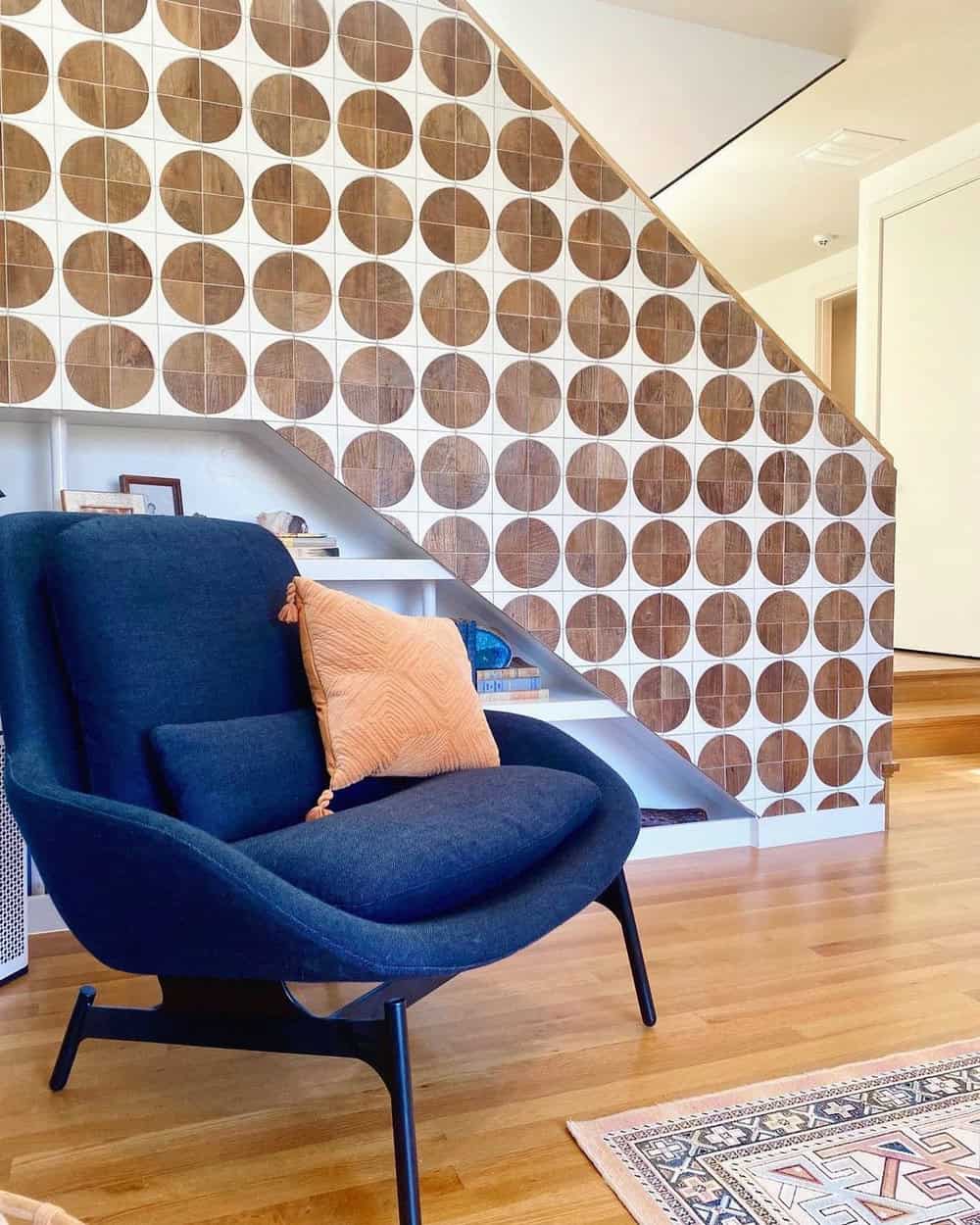 accent wall entry