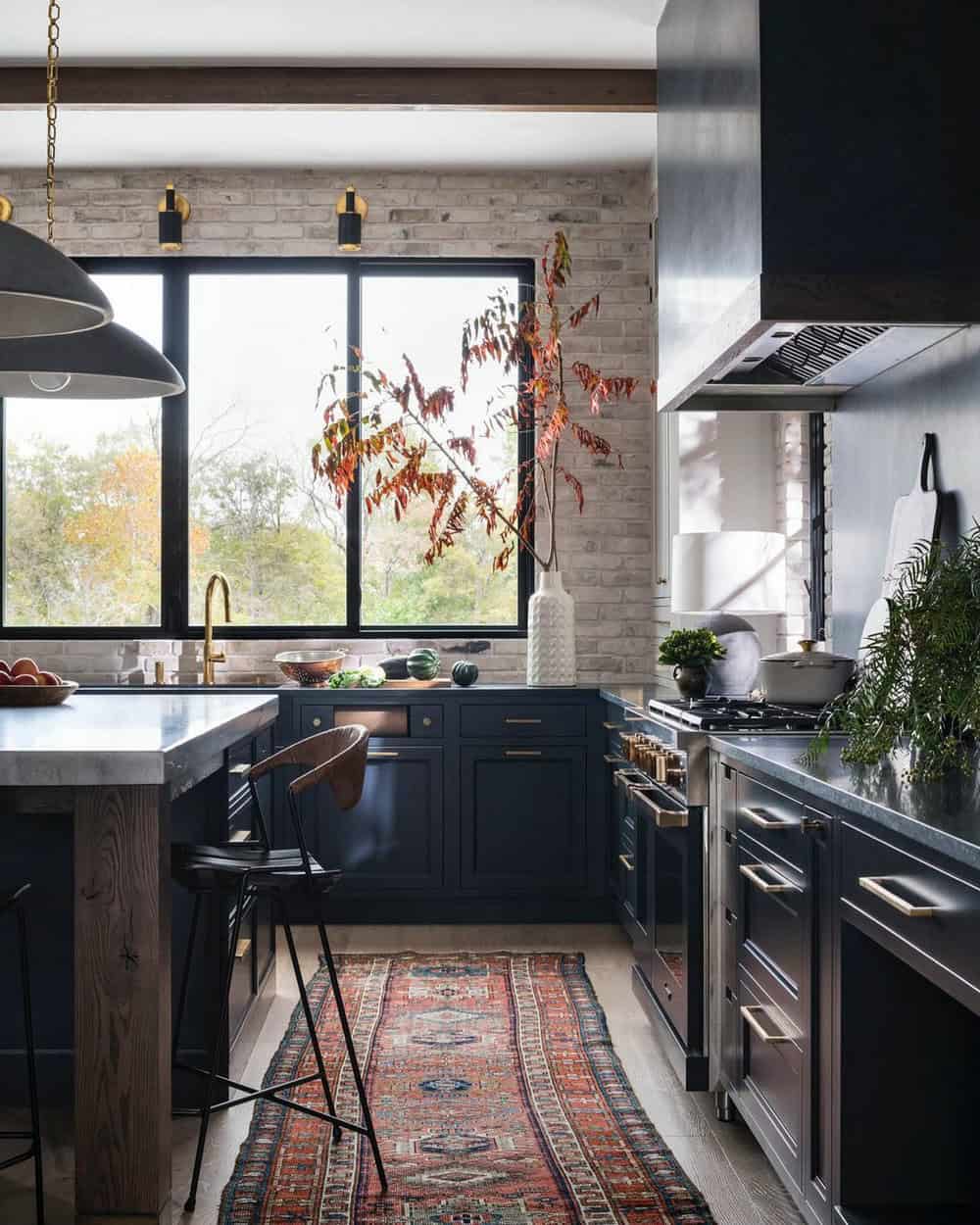 backsplash tile with black granite countertops