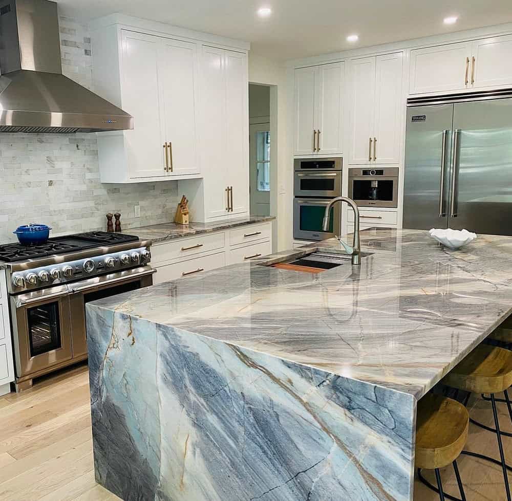 backsplash that goes with brown granite