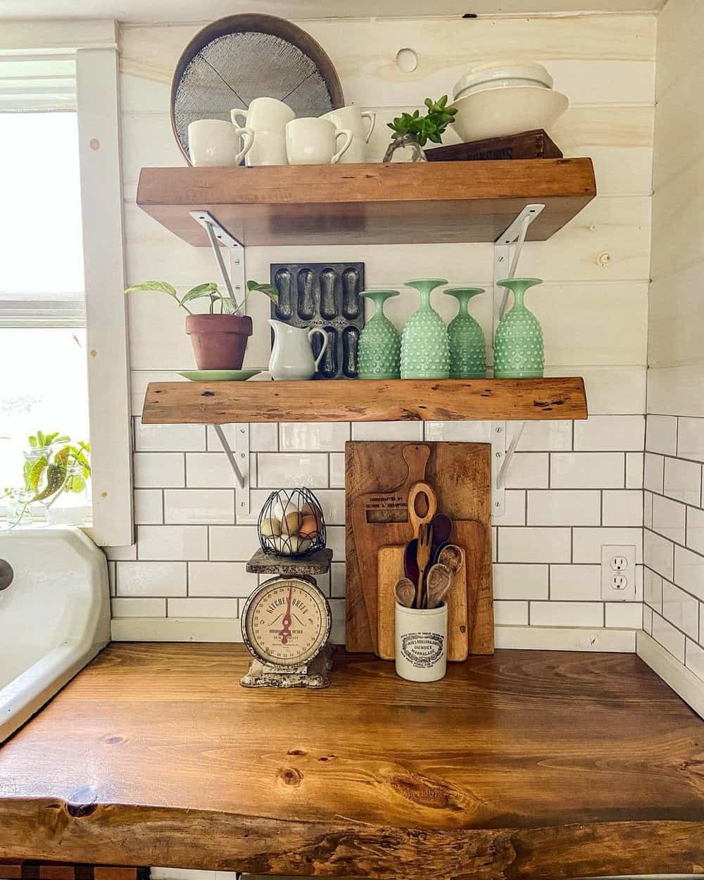 subway tile 1/3 offset