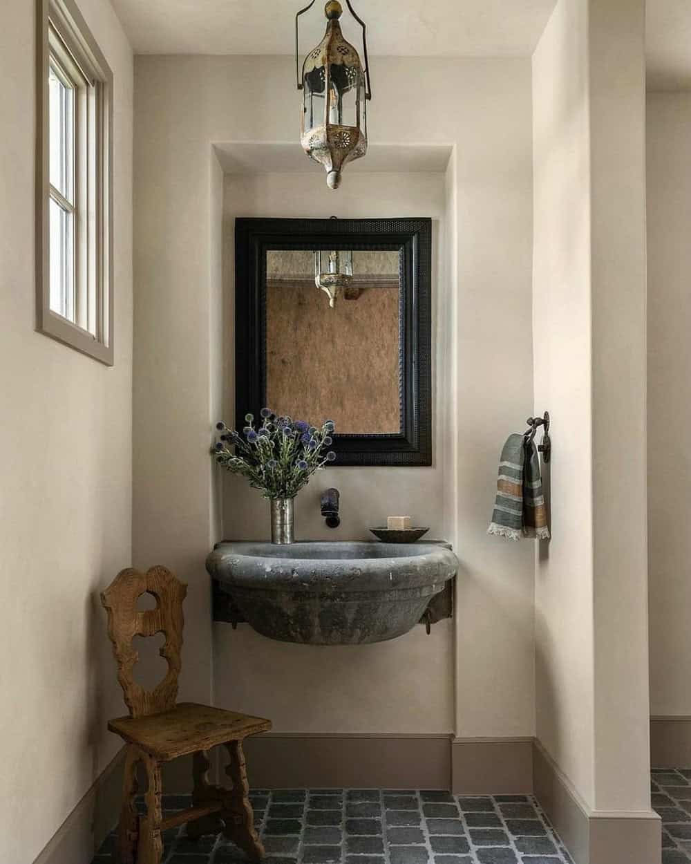 small farmhouse powder room ideas