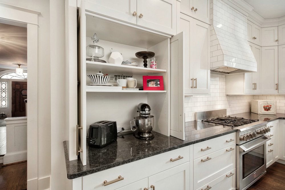 tile backsplash for dark countertop