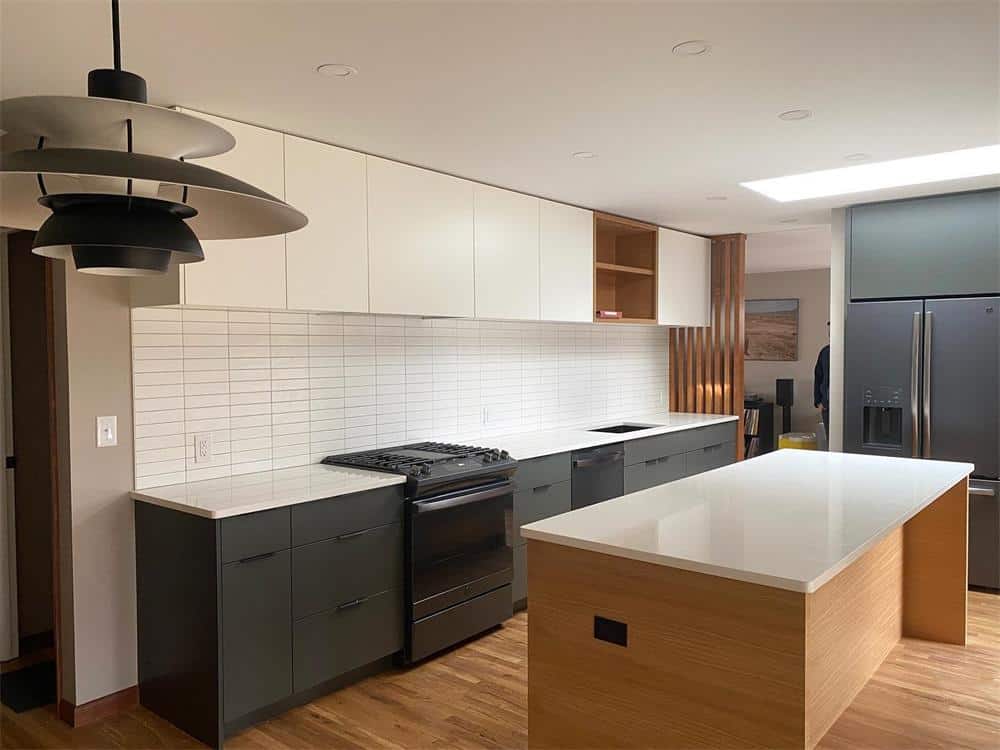 vertical tiles kitchen splashback