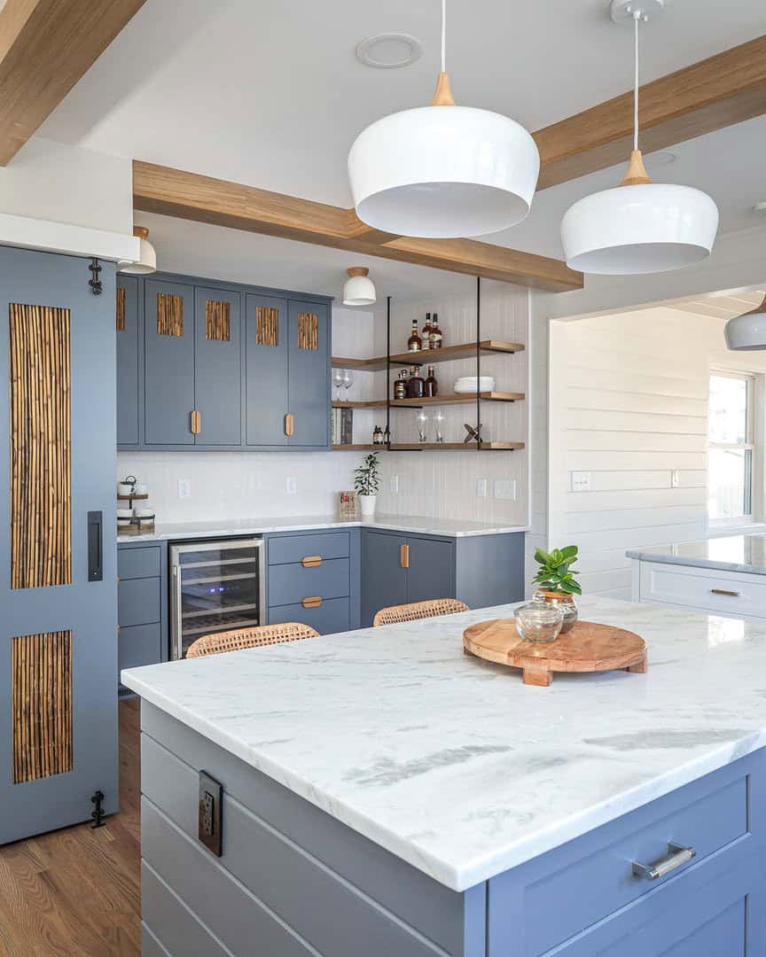 kitchen backsplash for blue cabinets