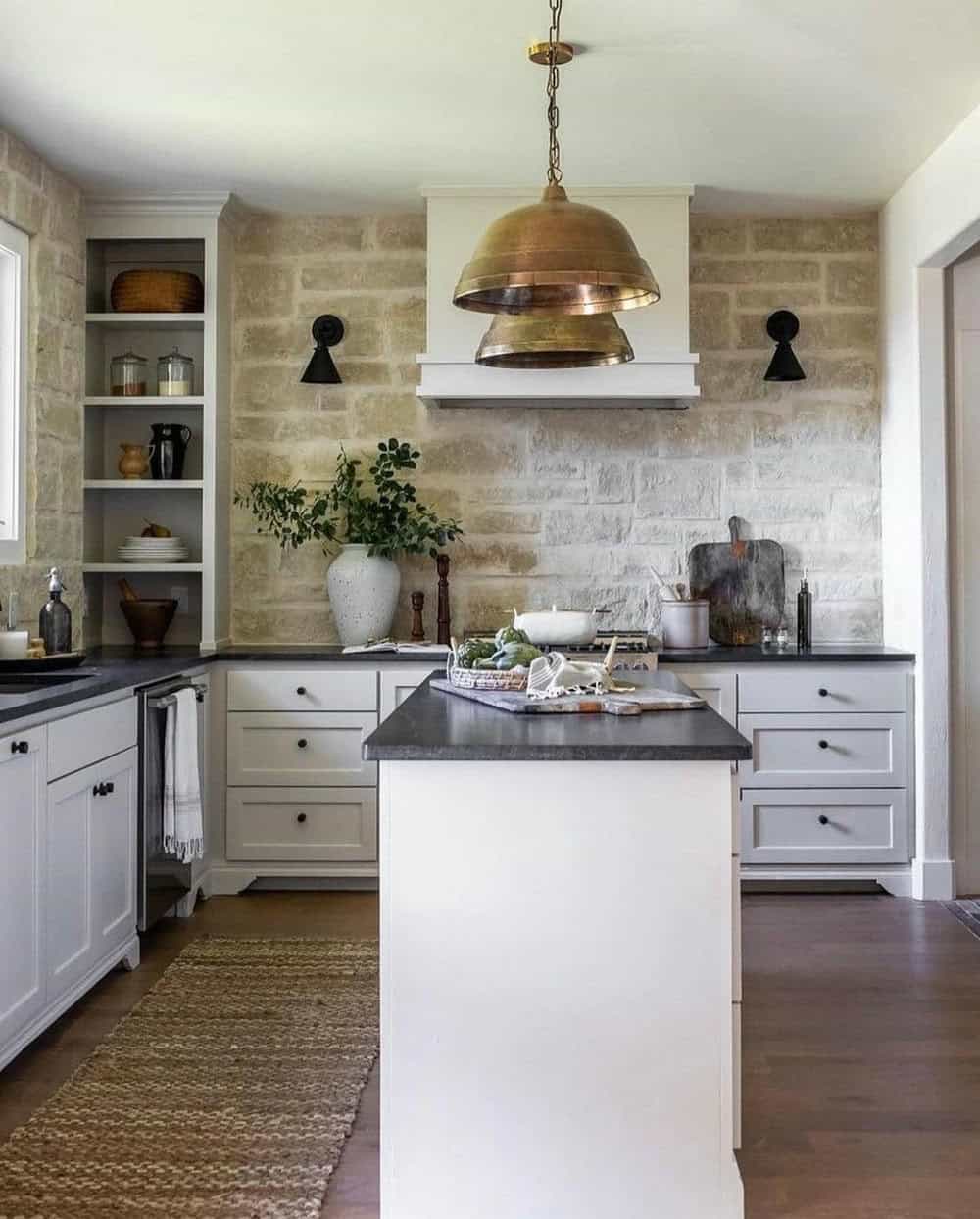 backsplash ideas for white kitchen cabinets