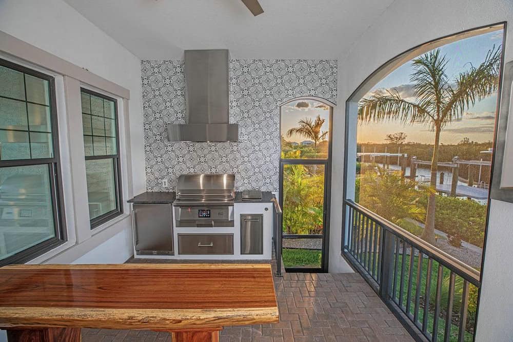 outdoor kitchen tile ideas