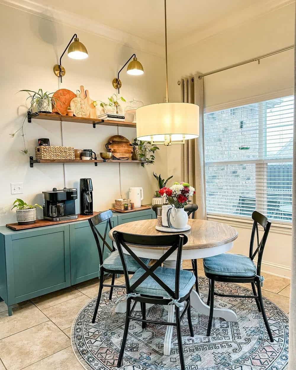 kitchen and dining room combo