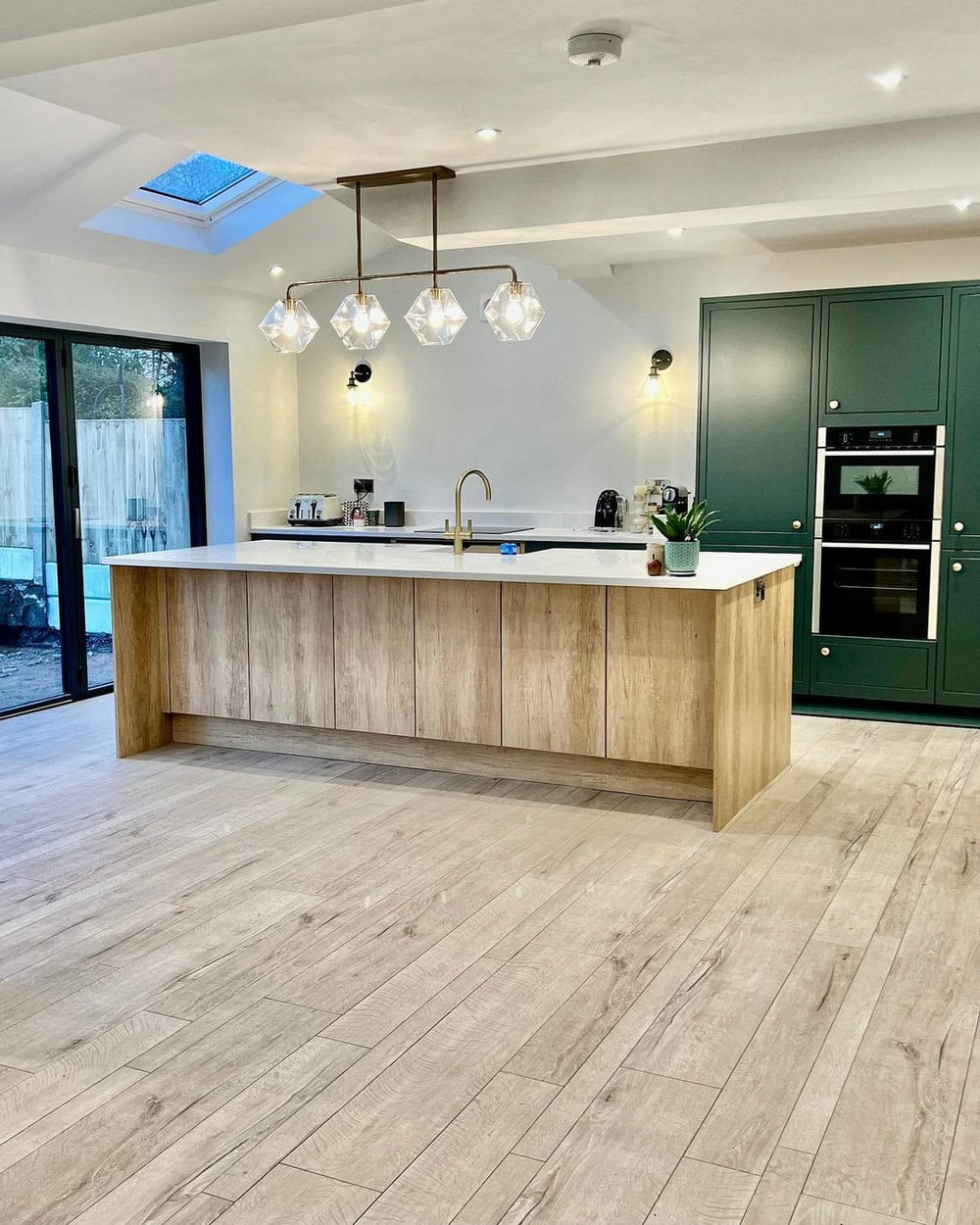 modern vinyl flooring kitchen